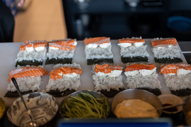Czy warto oszczędzać na sushi? Porównanie sushi z marketu z sushi z katowickich restauracji sushi