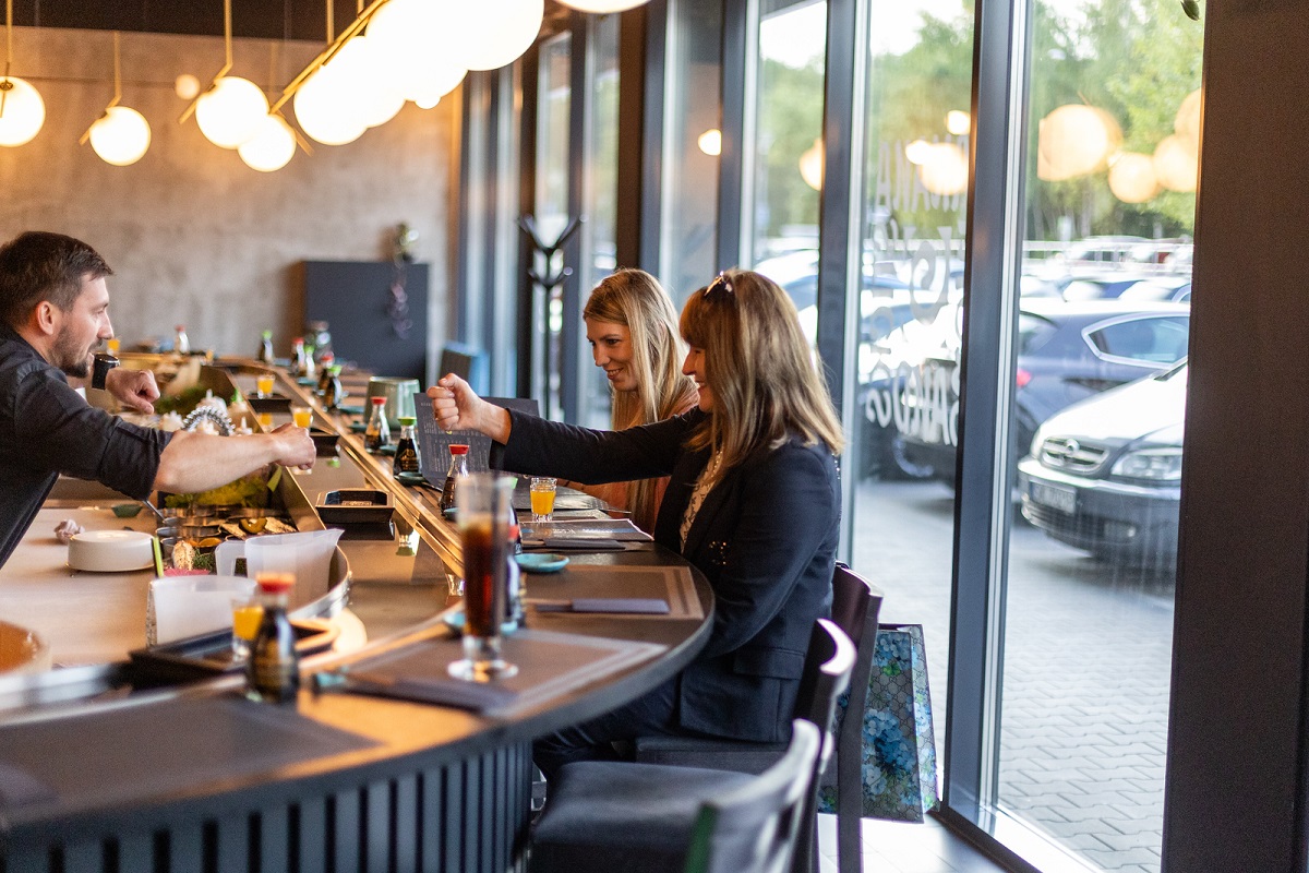 Pomysł na Dzień Matki? Obiad w restauracji sushi!