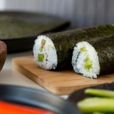 sushi kappa maki na desce