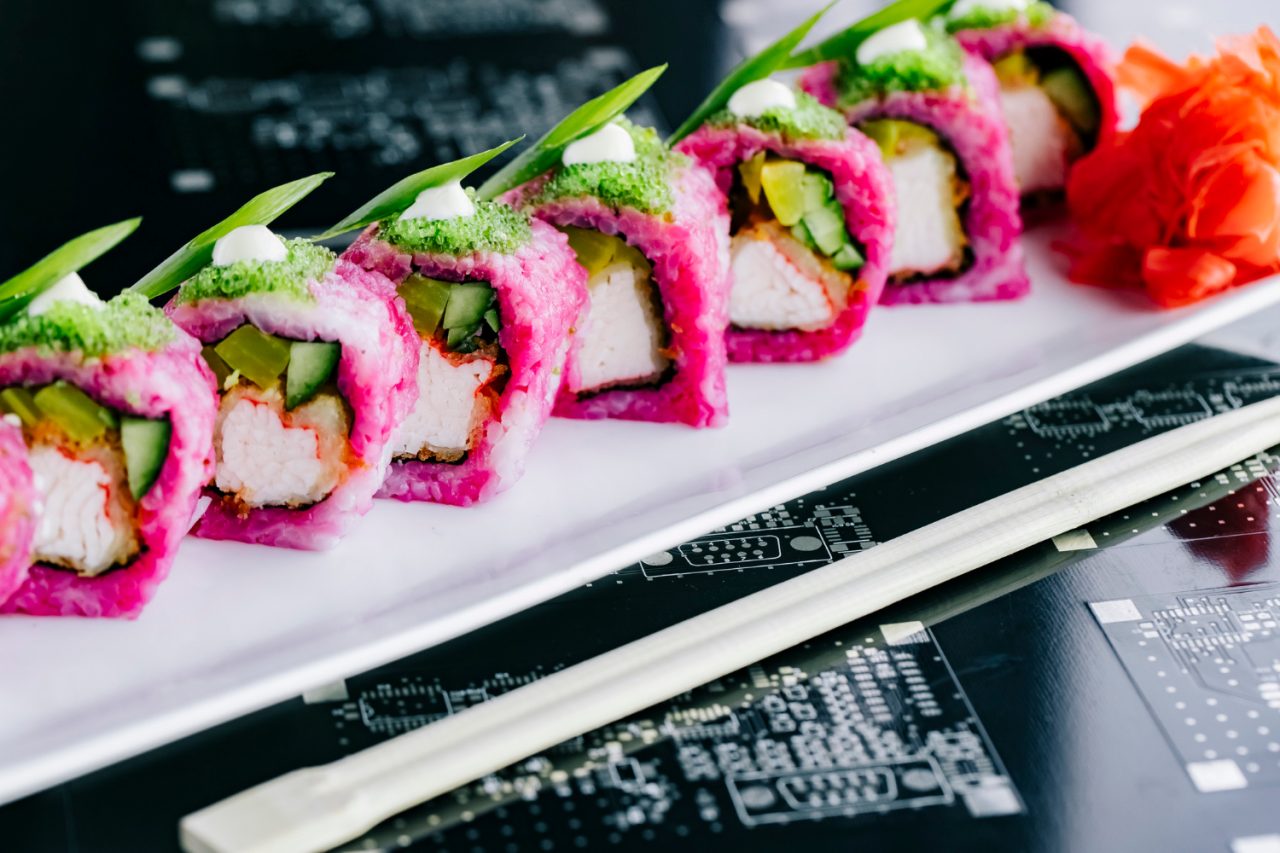 Co warto wiedzieć o fusion sushi?